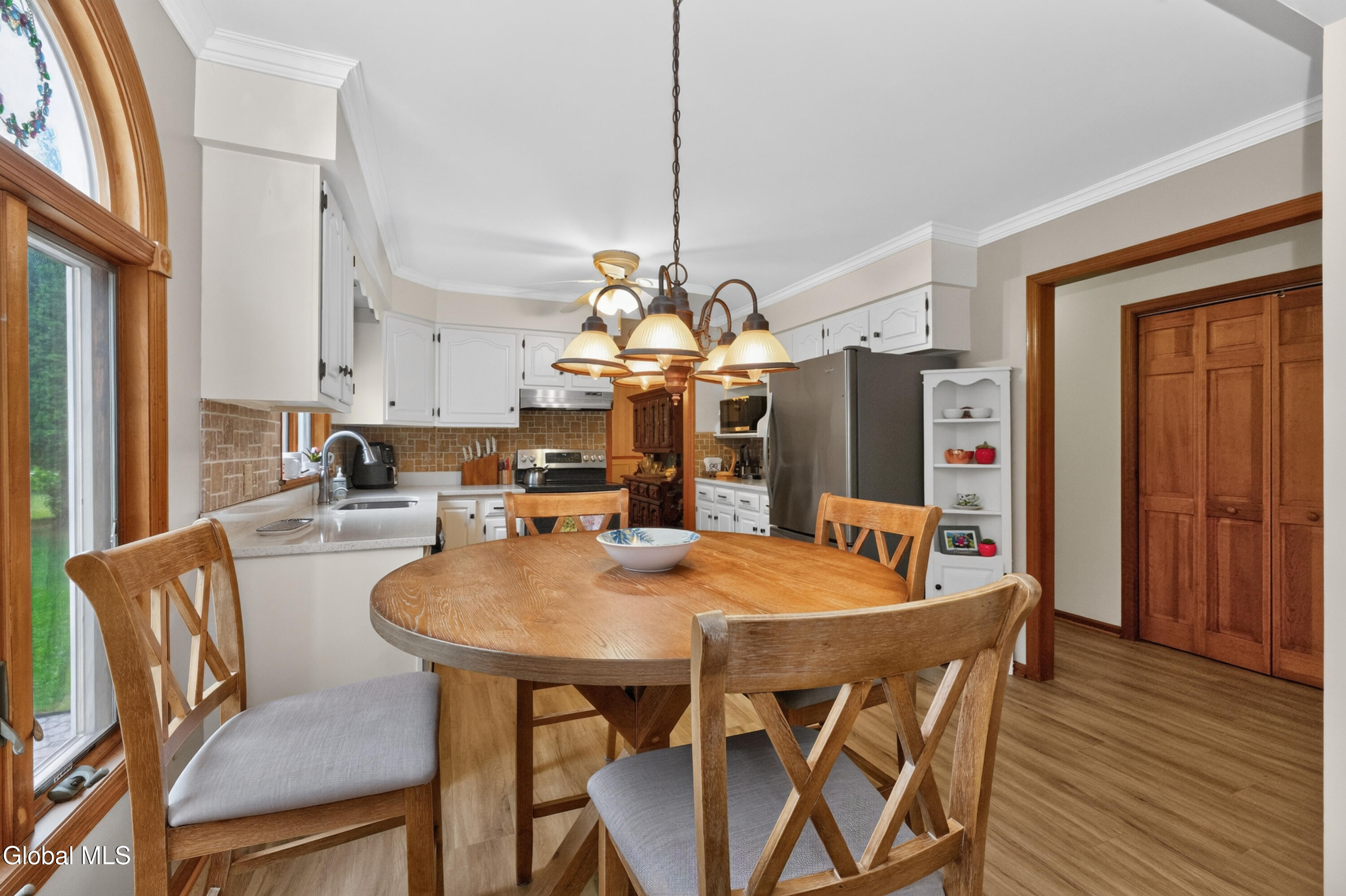 4 Homestead Road Glenville NY 12302