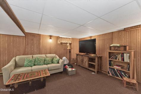 4 Homestead Road Glenville NY 12302