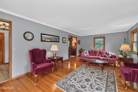 4 Homestead Road Glenville NY 12302