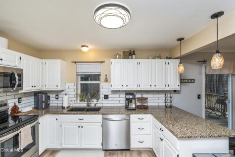 39 Woodthrush Court Ballston Spa NY 12020