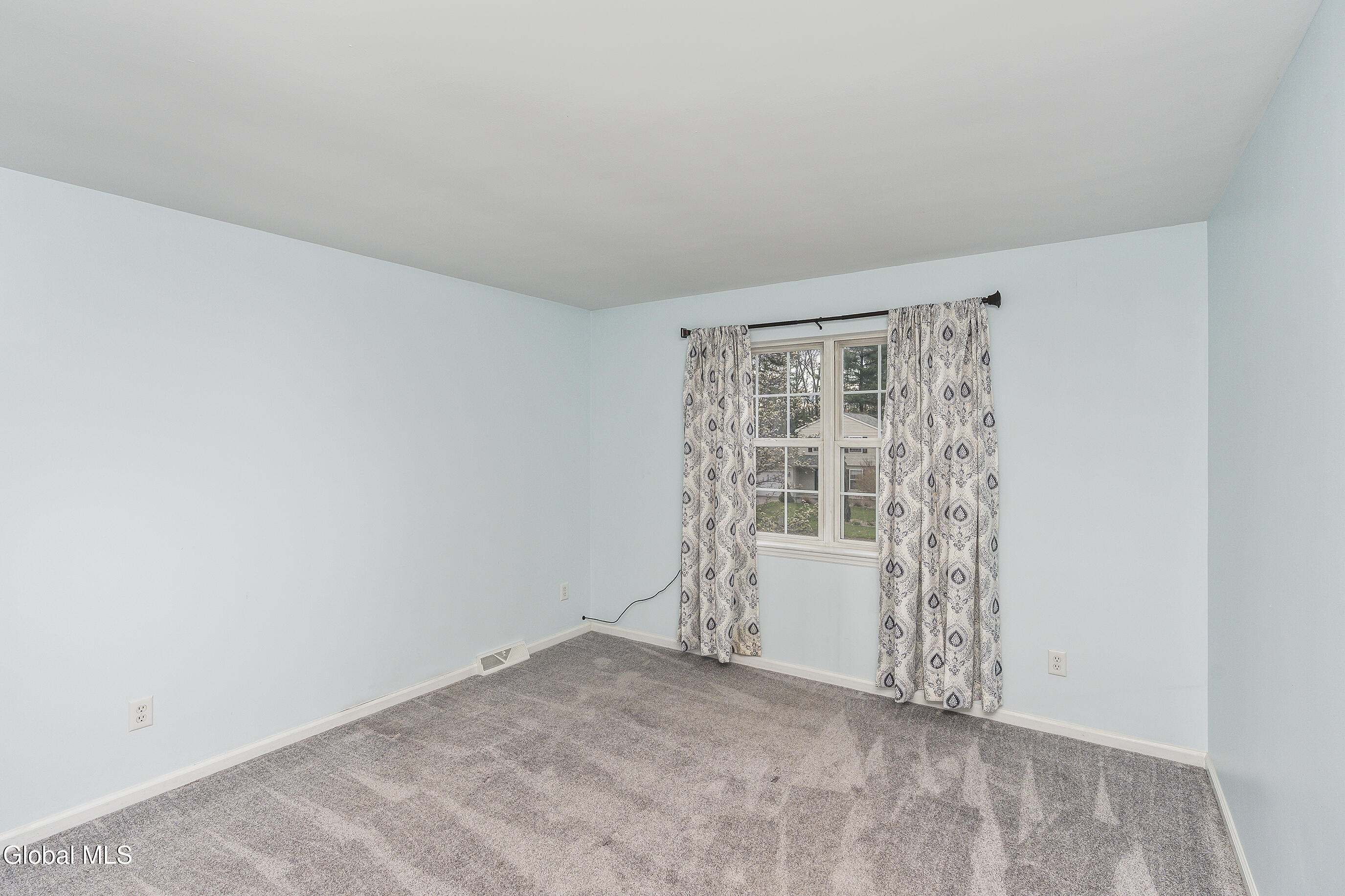 39 Woodthrush Court Ballston Spa NY 12020