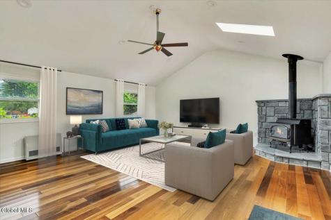 3 Leslie Court Halfmoon NY 12065