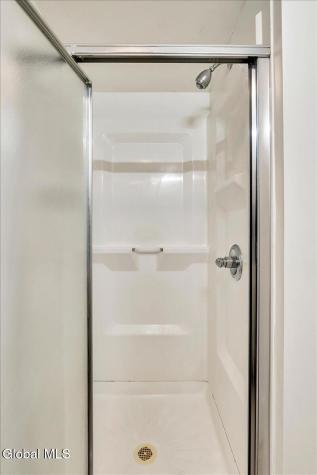 3 Leslie Court Halfmoon NY 12065