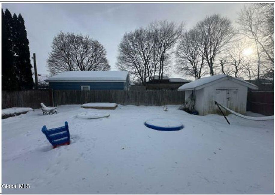 8 Oakland Drive Gloversville NY 12078