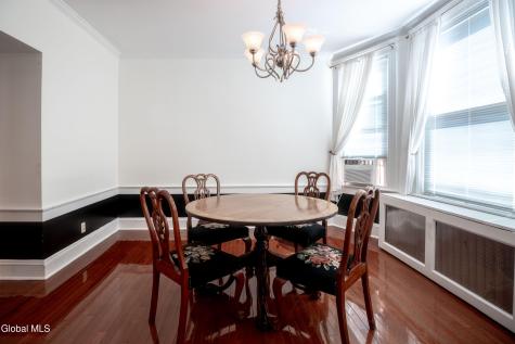 139 Woodlawn Avenue Albany NY 12208
