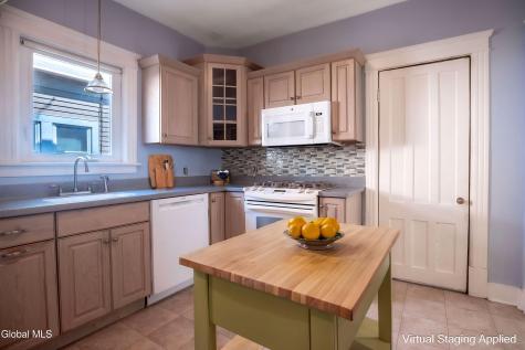 139 Woodlawn Avenue Albany NY 12208