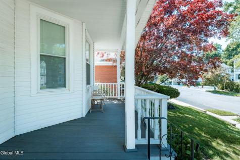 139 Woodlawn Avenue Albany NY 12208
