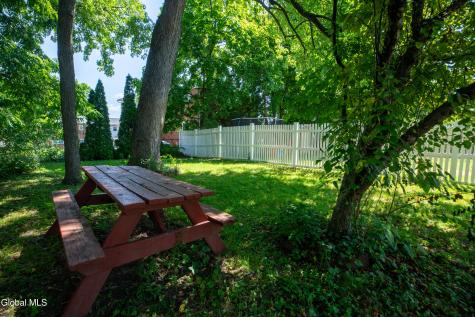 139 Woodlawn Avenue Albany NY 12208