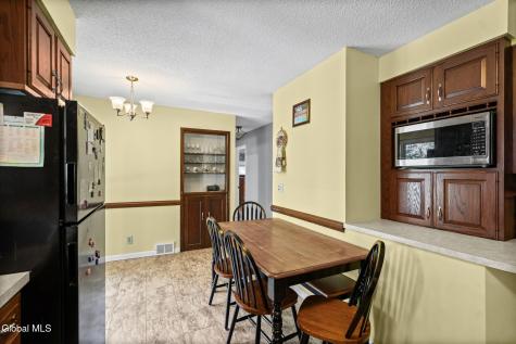 459 Moonlawn Road Troy NY 12180
