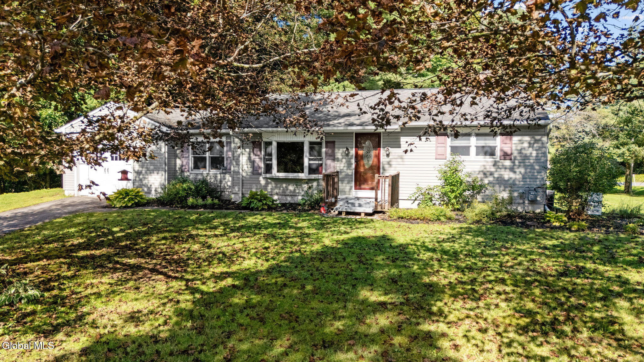 459 Moonlawn Road Troy NY 12180
