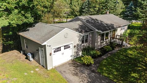 459 Moonlawn Road Troy NY 12180