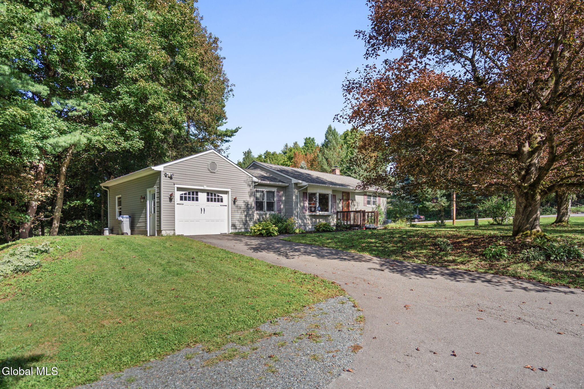 459 Moonlawn Road Troy NY 12180