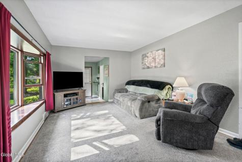 459 Moonlawn Road Troy NY 12180
