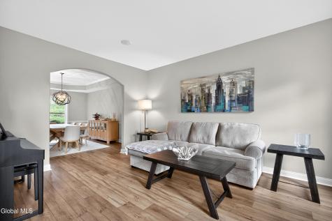 58 Egmont Court Delmar NY 12054