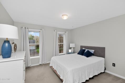 58 Egmont Court Delmar NY 12054