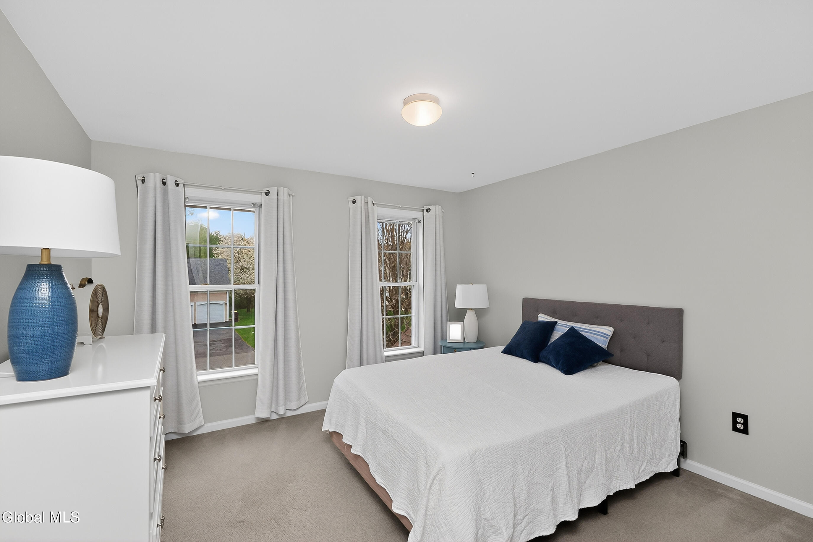 58 Egmont Court Delmar NY 12054