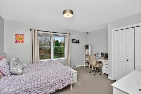 58 Egmont Court Delmar NY 12054