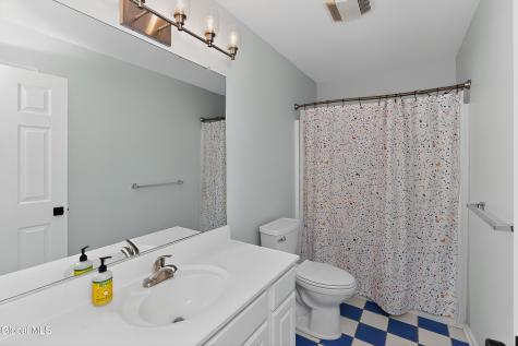 58 Egmont Court Delmar NY 12054