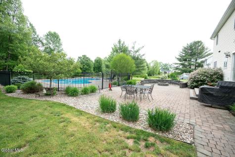 58 Egmont Court Delmar NY 12054
