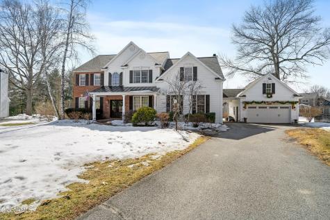 7 Royal Henley Court Saratoga Springs NY 12866
