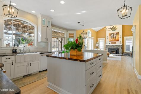 7 Royal Henley Court Saratoga Springs NY 12866
