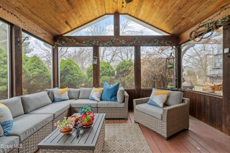 7 Royal Henley Court Saratoga Springs NY 12866
