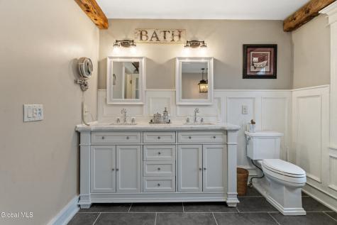 7 Royal Henley Court Saratoga Springs NY 12866