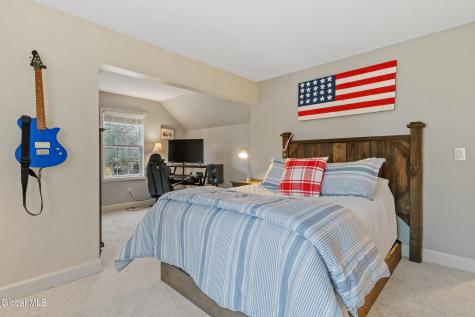7 Royal Henley Court Saratoga Springs NY 12866