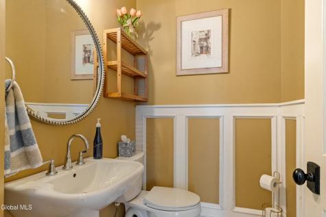 7 Royal Henley Court Saratoga Springs NY 12866