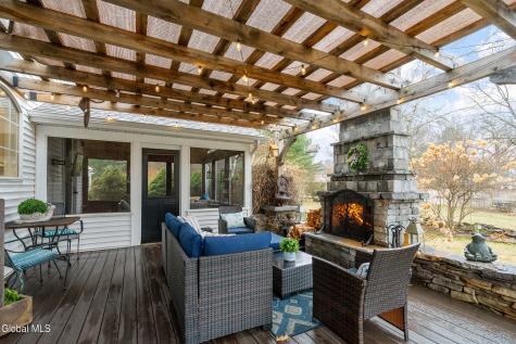 7 Royal Henley Court Saratoga Springs NY 12866