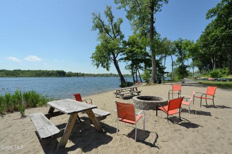 7 Royal Henley Court Saratoga Springs NY 12866