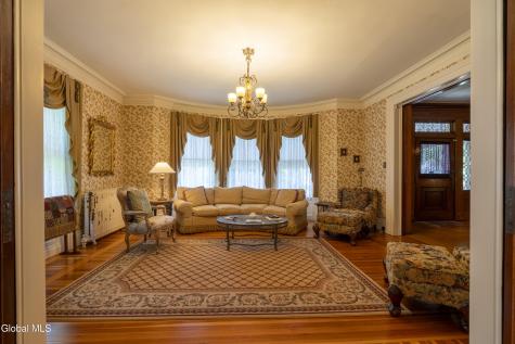 84 Union Avenue Saratoga Springs NY 12866