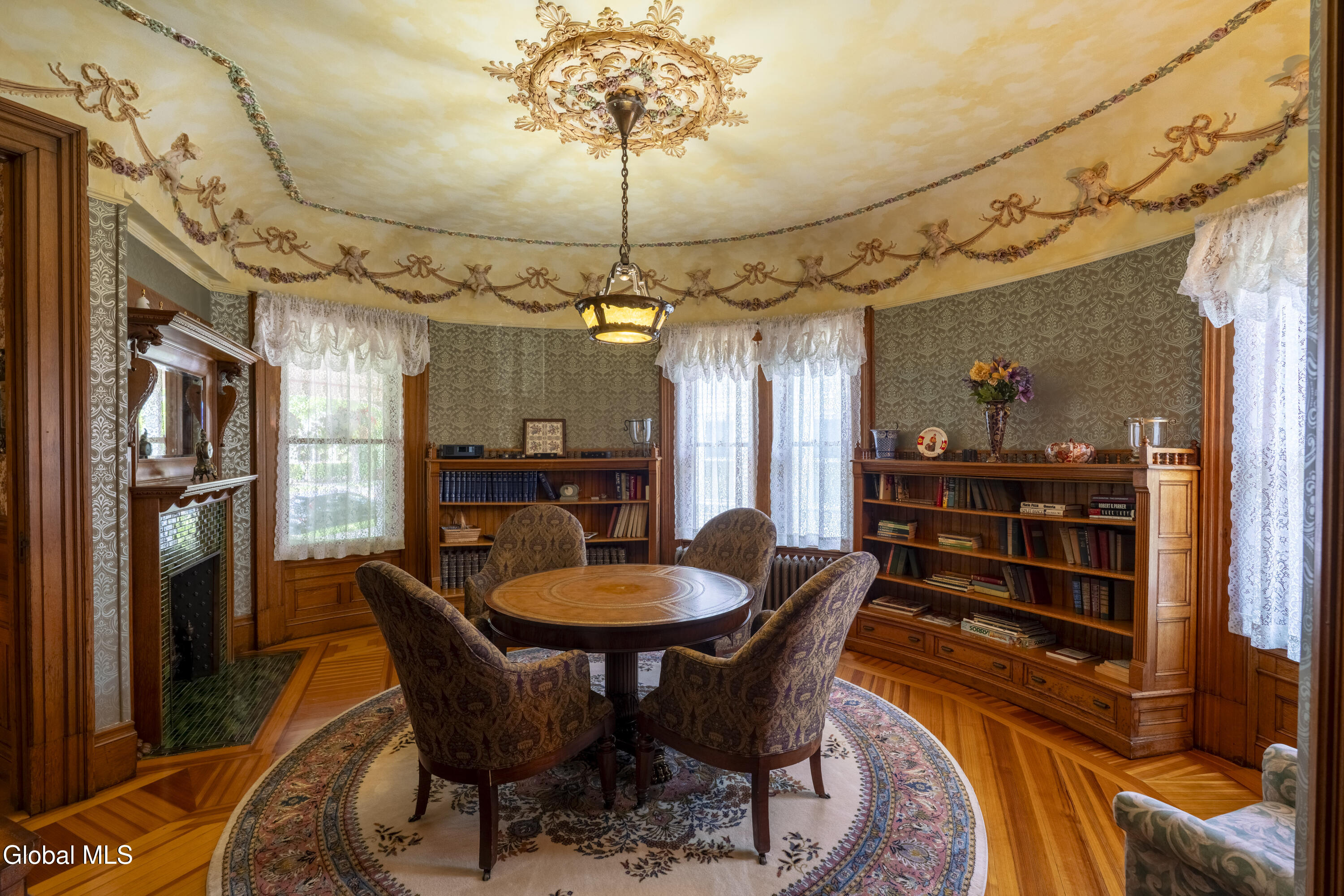 84 Union Avenue Saratoga Springs NY 12866