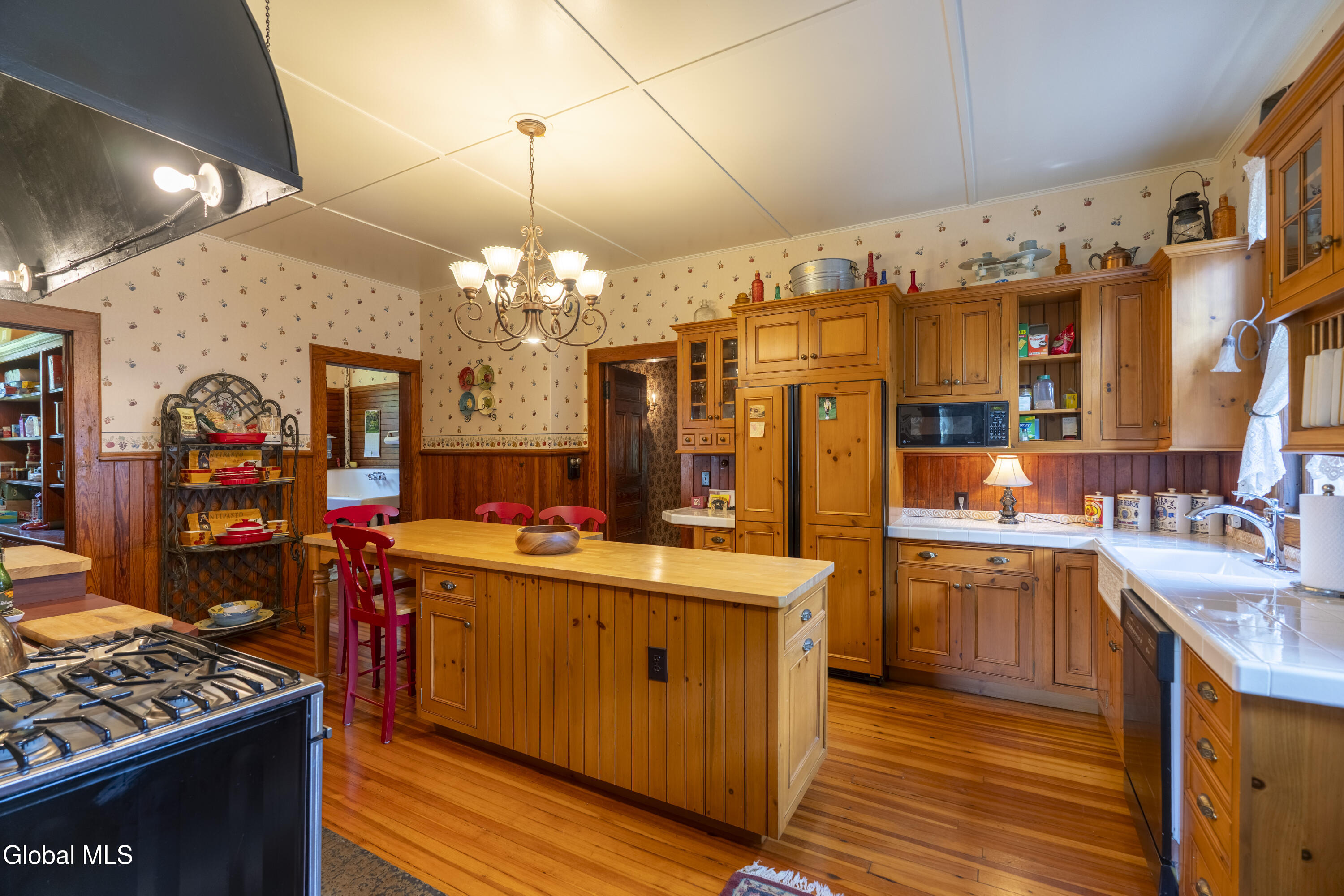 84 Union Avenue Saratoga Springs NY 12866