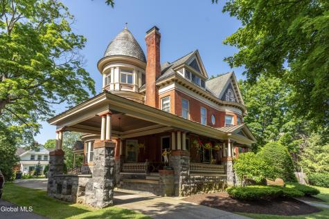 84 Union Avenue Saratoga Springs NY 12866