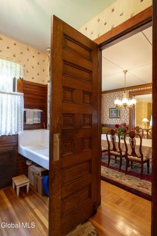 84 Union Avenue Saratoga Springs NY 12866