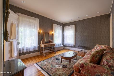 84 Union Avenue Saratoga Springs NY 12866