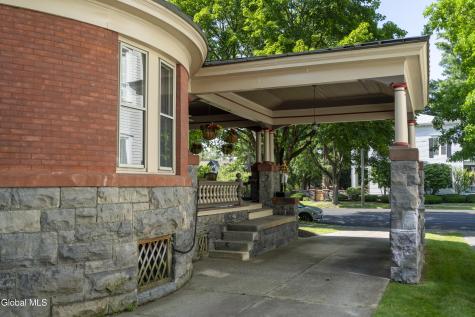 84 Union Avenue Saratoga Springs NY 12866