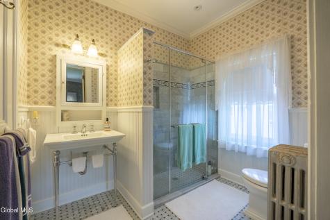 84 Union Avenue Saratoga Springs NY 12866