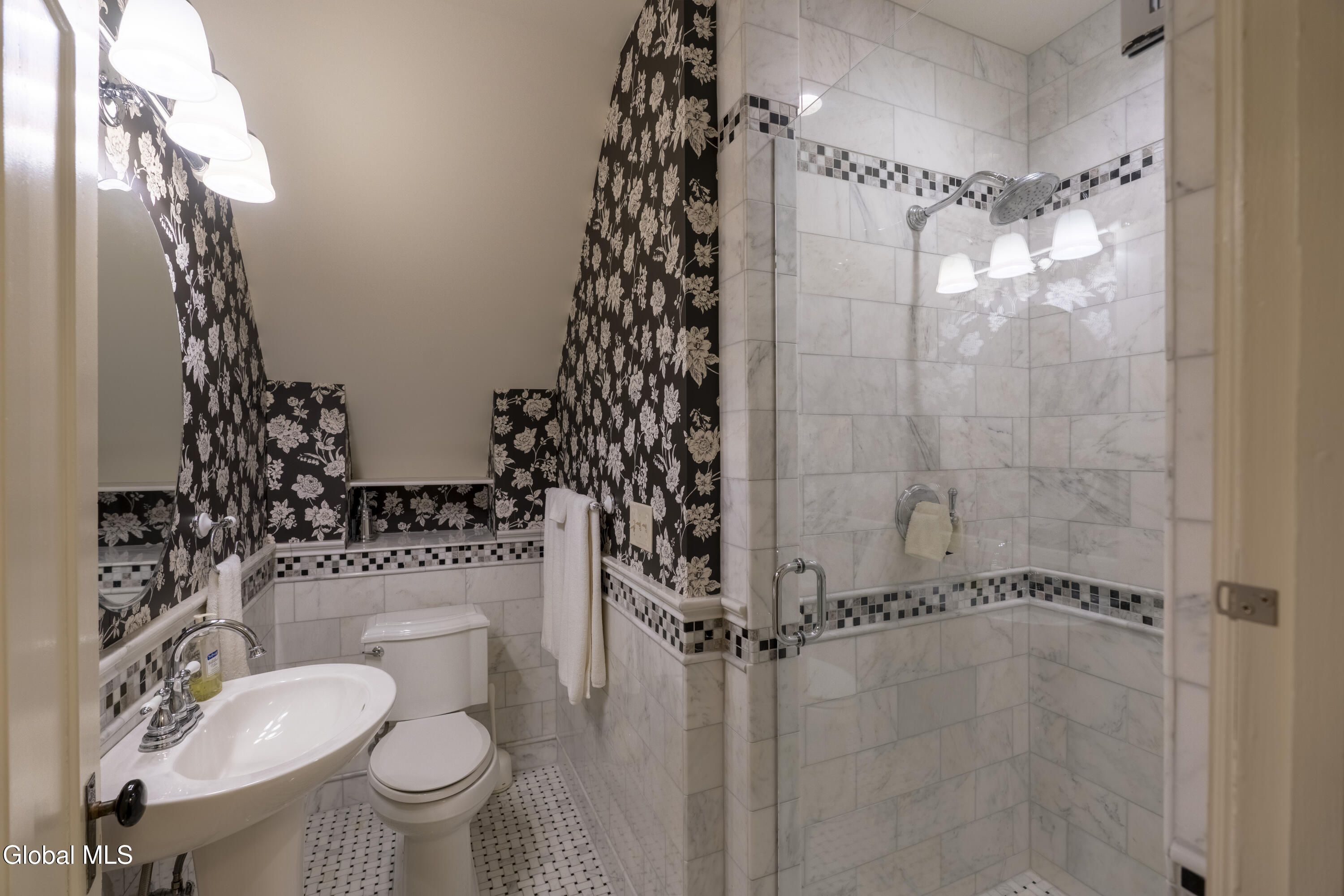 84 Union Avenue Saratoga Springs NY 12866