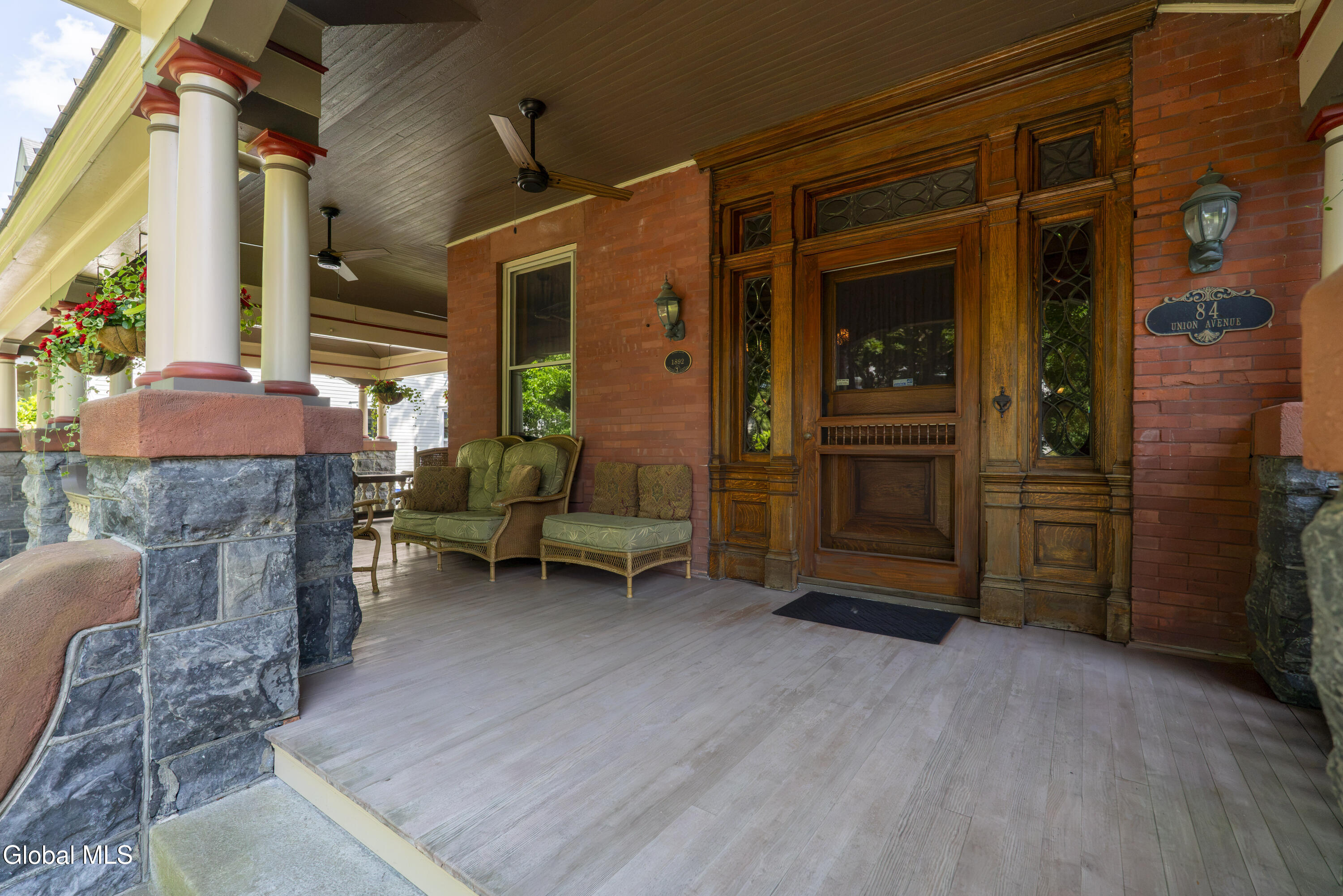 84 Union Avenue Saratoga Springs NY 12866