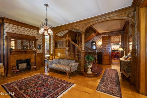 84 Union Avenue Saratoga Springs NY 12866
