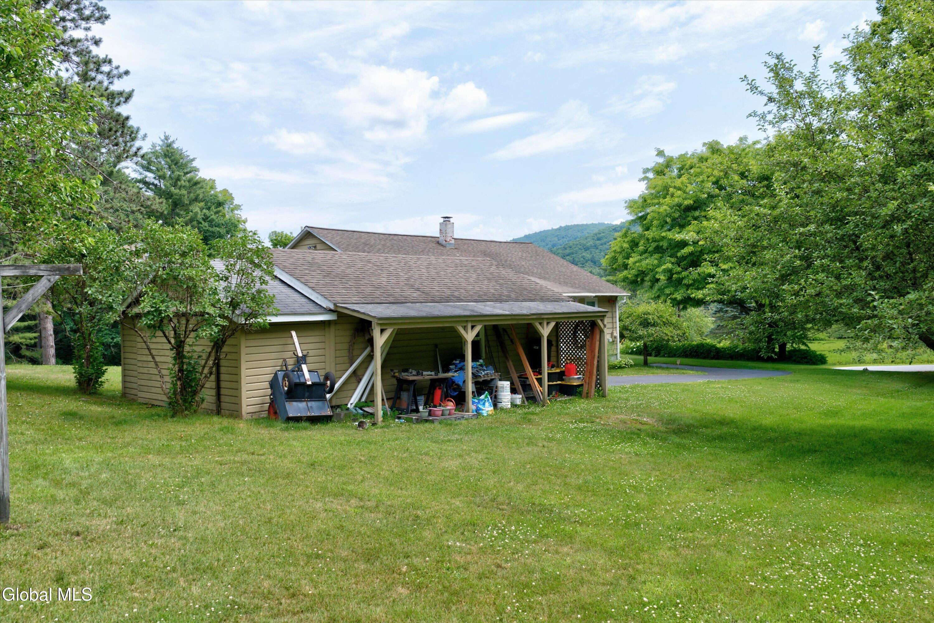 129 Camden Valley Road Shushan NY 12873