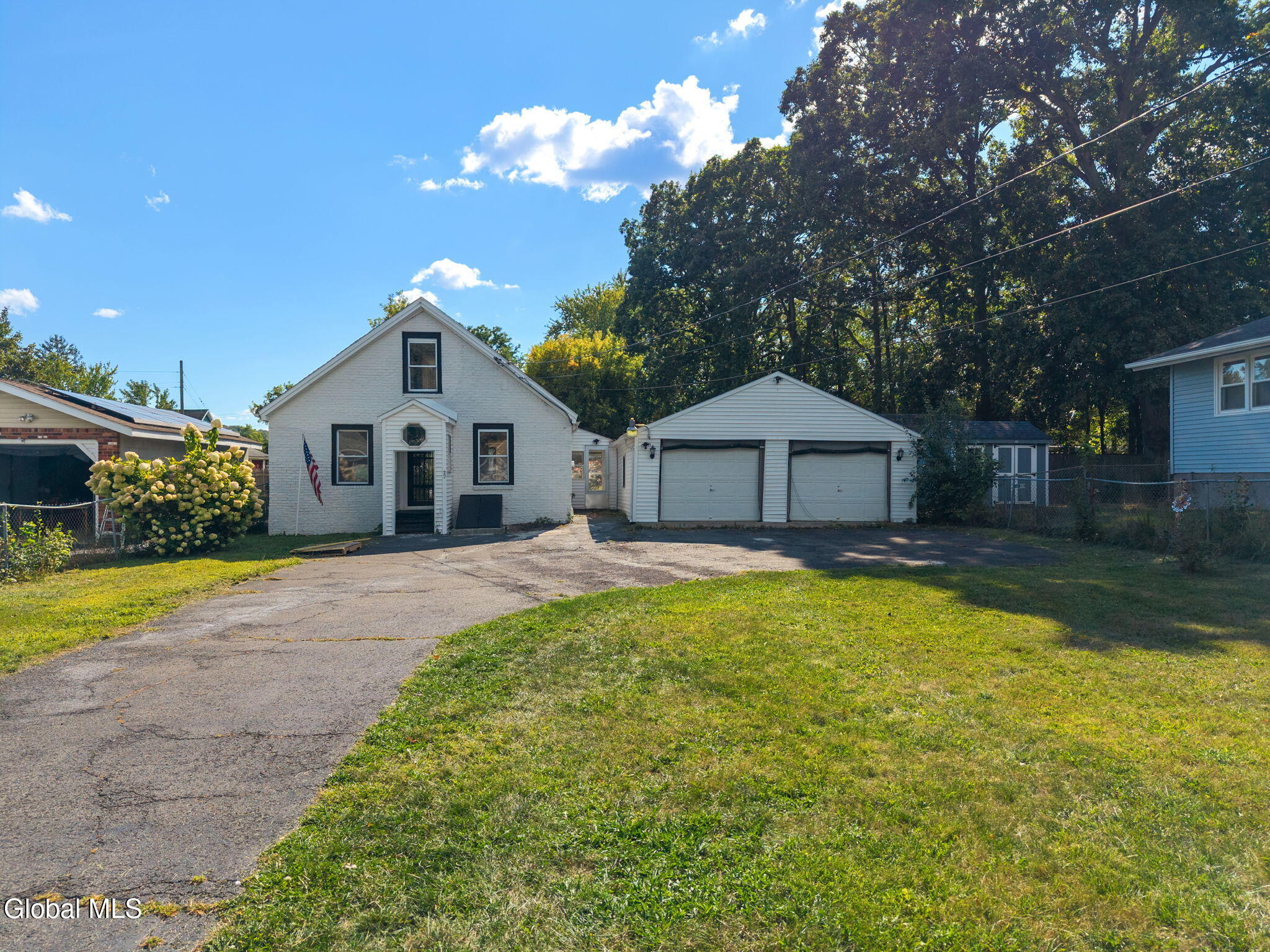 29 Massachusetts Avenue Rensselaer NY 12144