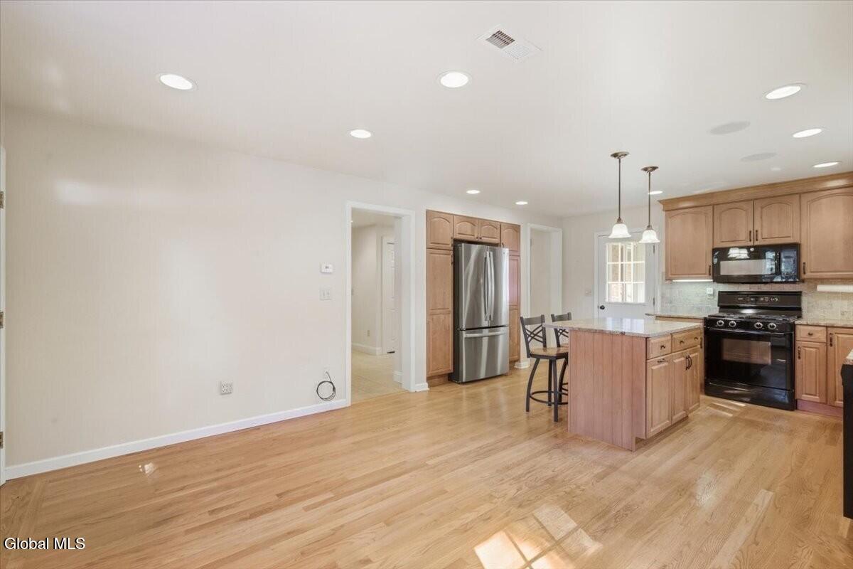 13 Cambridge Road Albany NY 12203