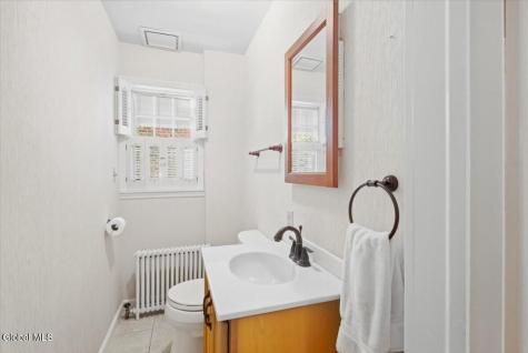 13 Cambridge Road Albany NY 12203