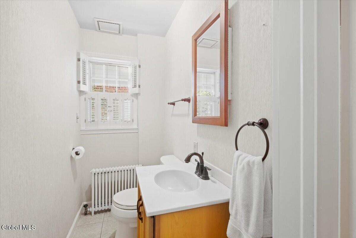 13 Cambridge Road Albany NY 12203