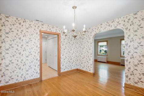 13 Cambridge Road Albany NY 12203