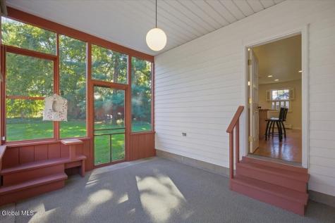 13 Cambridge Road Albany NY 12203