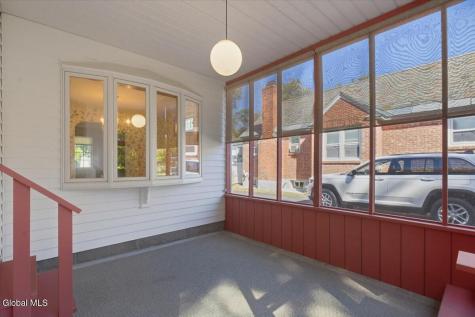 13 Cambridge Road Albany NY 12203
